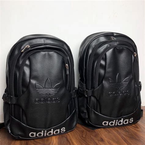 mochila adidas couro